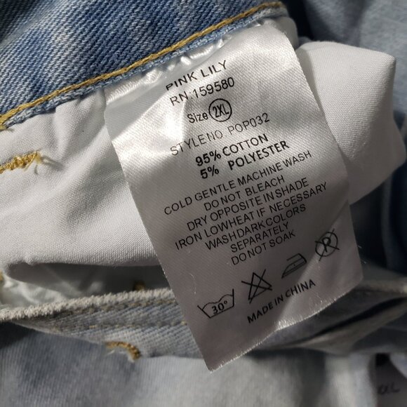 Pink Lily Lightwash Distressed Denim Overalls Plus Size 2XL - Picture 6 of 6